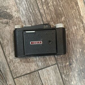 Vintage Tower Camera​​